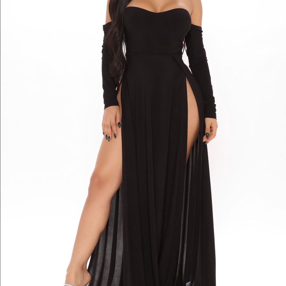 Off the shoulder maxi dress